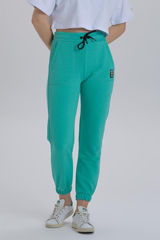 بنطال رياضي أساسي بأرجل مضلعة - 3