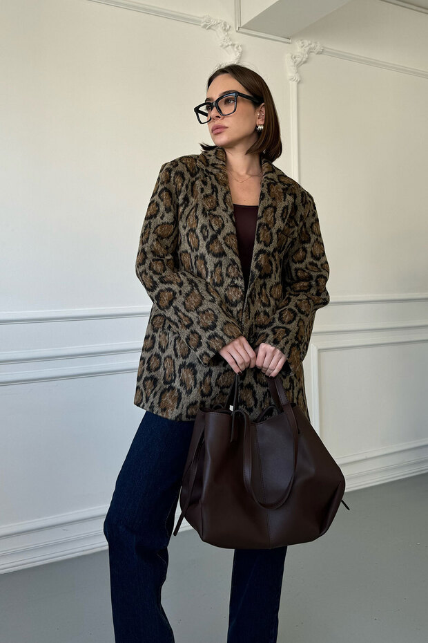 Double Breasted Stamp Leopard Jacket - Black - 8