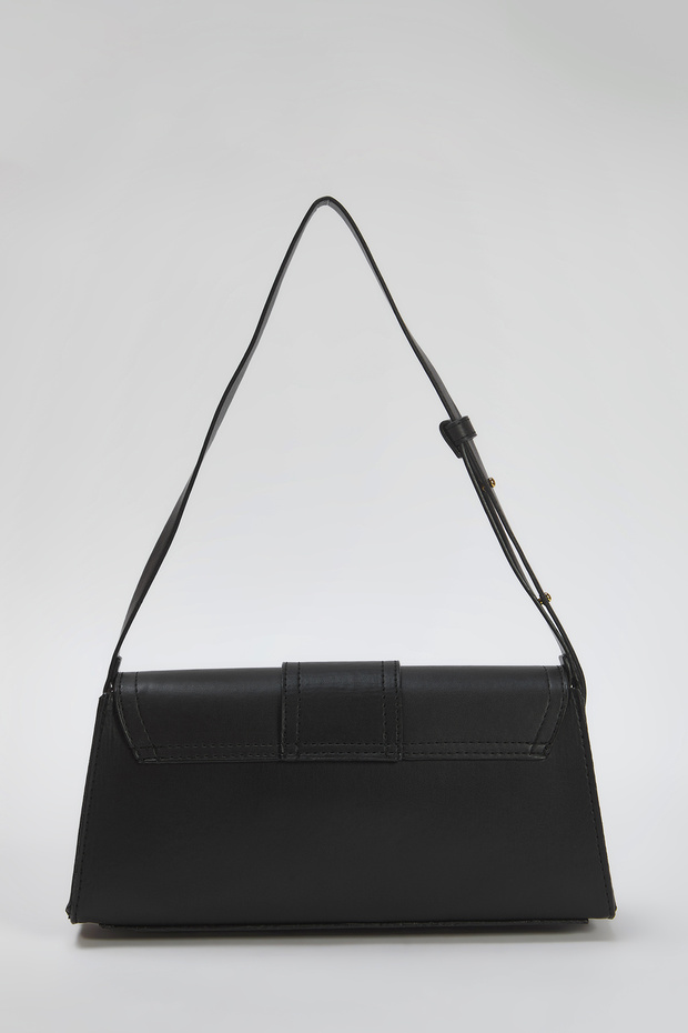 Czarna torebka na ramię z zatrzaskiem TAKSS25OC00014 - 5