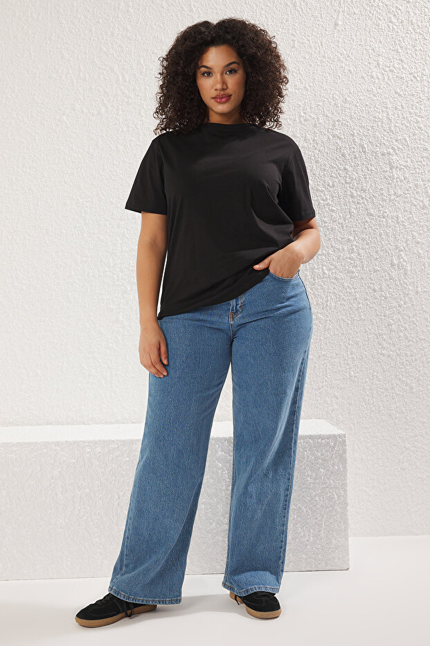 Siyah Regular Fit Sırtı Bağlama/Fiyonk Detaylı Örme Büyük Beden T-shirt TBBSS25BF00000 - 2
