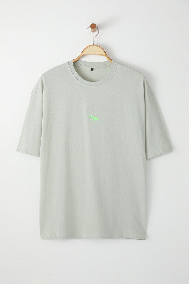 Gri Oversize/Geniş Kesim Kısa Kol Dinozor Nakışlı %100 Tok Kumaş T-shirt TMNSS23TS00243 - 2