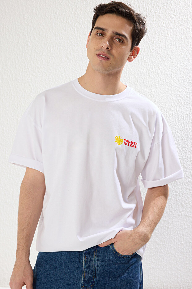 Beyaz Oversize/Geniş Kesim Limon Baskılı %100 Pamuklu T-Shirt TMNSS23TS00089 - 2