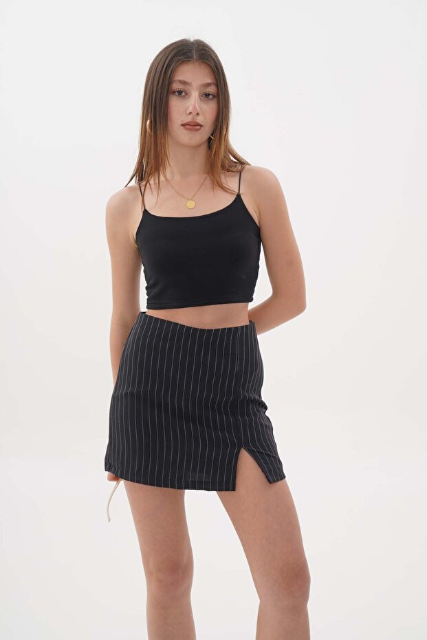 تنورة شورت بفتحة جانبية - 2