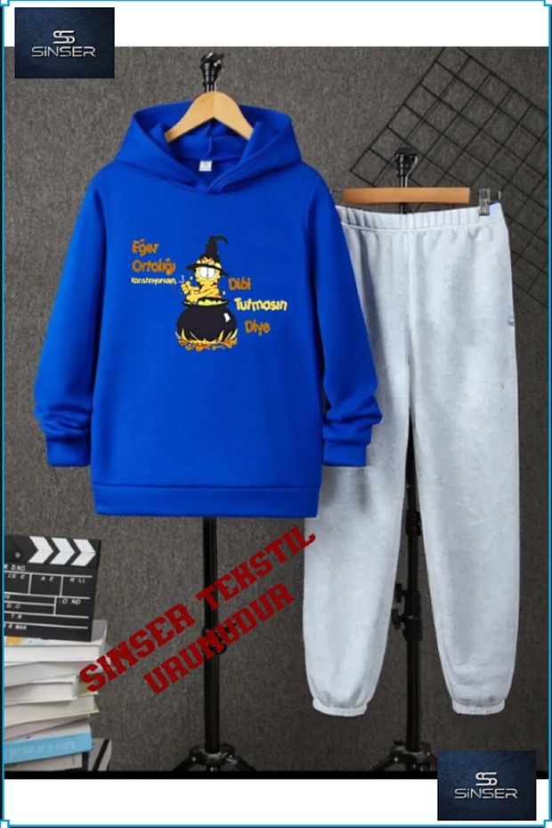 Girls/Boys Hoodie Kids “Garfild Cadi Kazani” Printed Tracksuit Set
