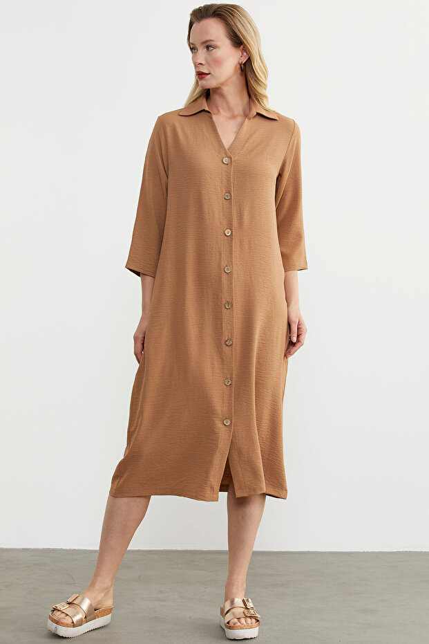 Rahat Kalıp Midi Boy Düğmeli Elbise - Kamel - 3