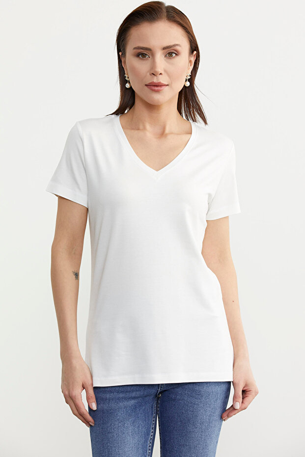 V Yaka Dökümlü Basic Tişört - Ekru - 2