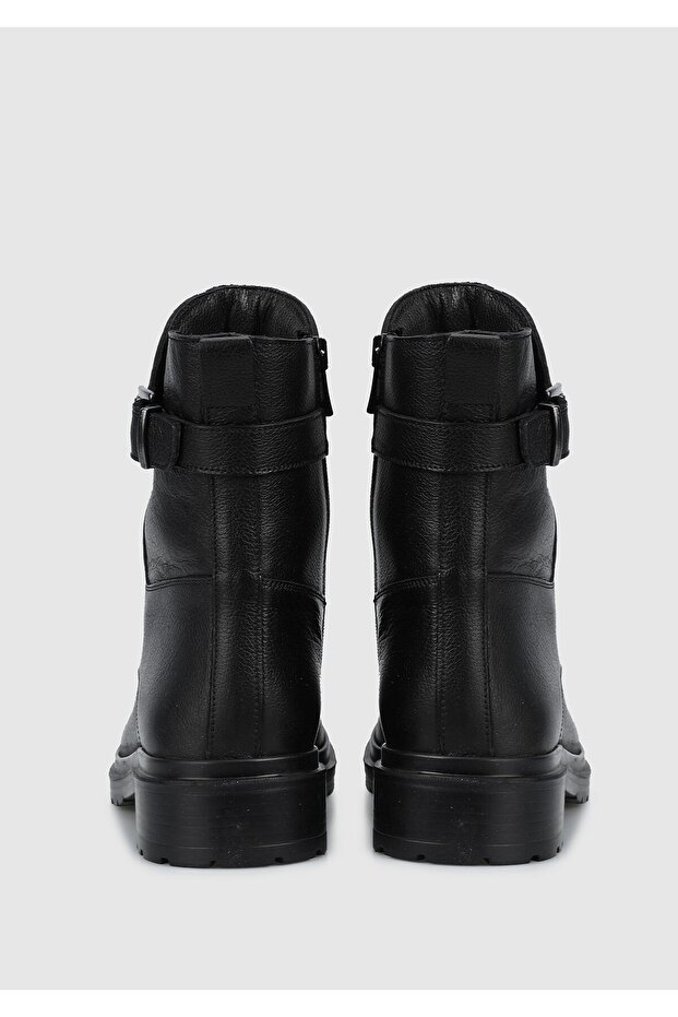 Siyah Deri Kadın Bot - 4