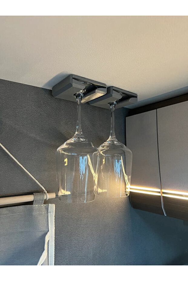 Şarap Bardağı Tutucu - 2