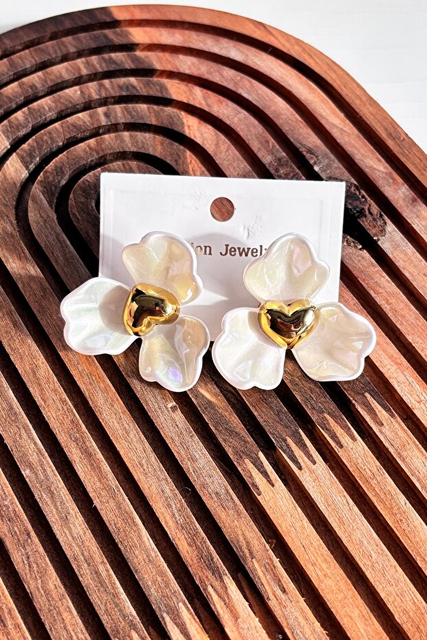 Beyaz Çiçekli Çelik Küpe - 1