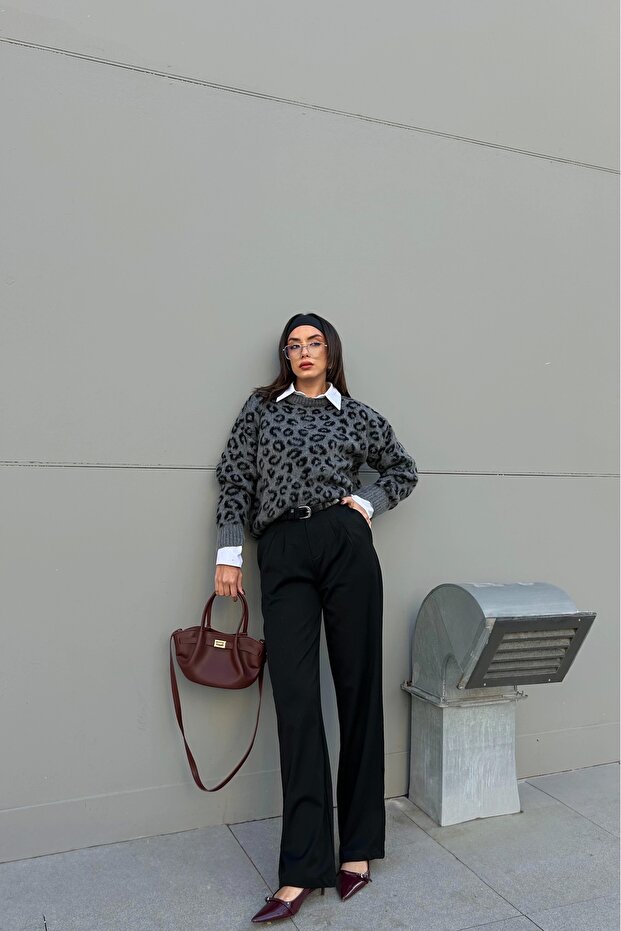 Women's Gray Leopard Pattern Sweater 1014-5229 - 3