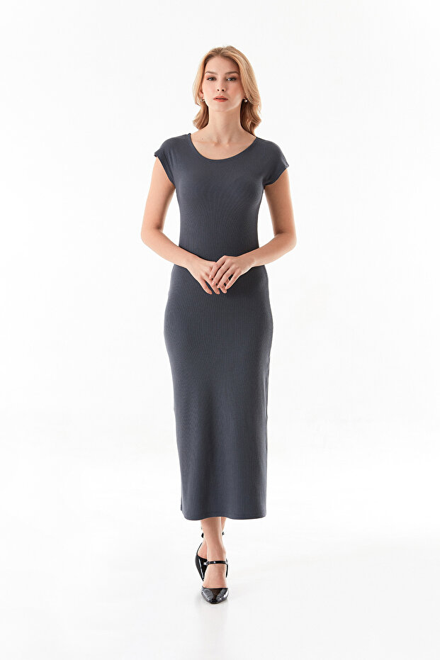 Basic Ribanalı Yırtmaçlı Elbise - 4