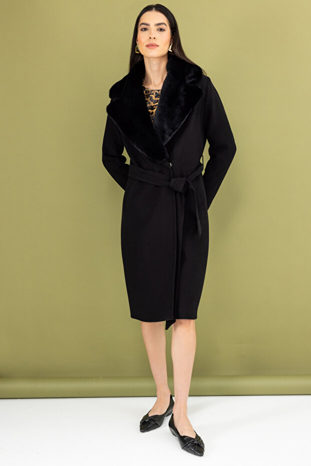 Fur Collared Coat with Snap Front in Black