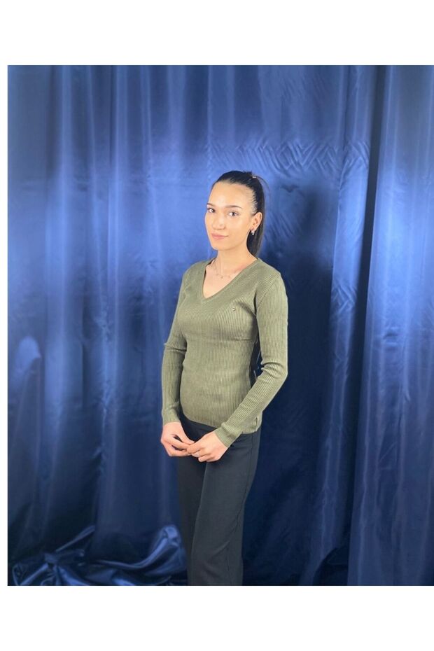 Kadın Yeşil Basic V Yaka Triko Kazak - 2