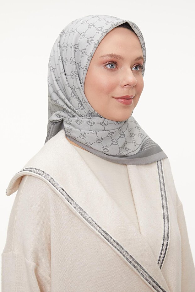 وشاح Aura بنمط L فضي - 2