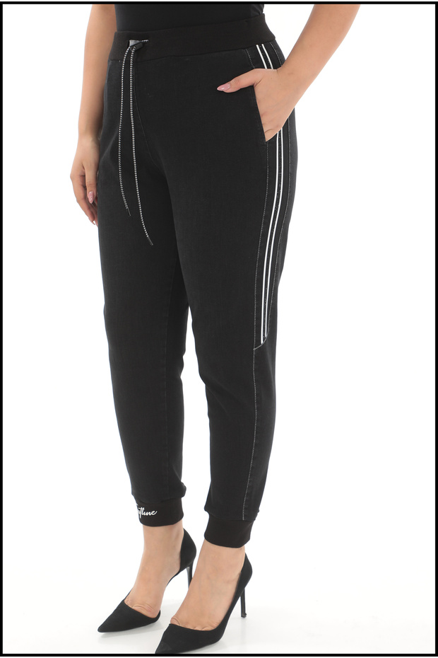 Kadın Yanları Taş-Baskı Şeritli Jogger Paça Siyah Denim Kot Pantolon - 4