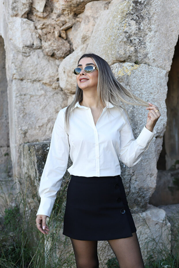 Siyah Düğmeli Şort Etek - 3