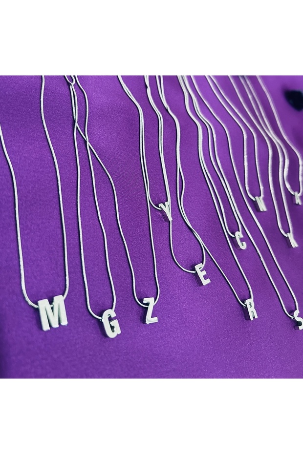 Çelik Gümüş Renk E Harfi Kolye - 8