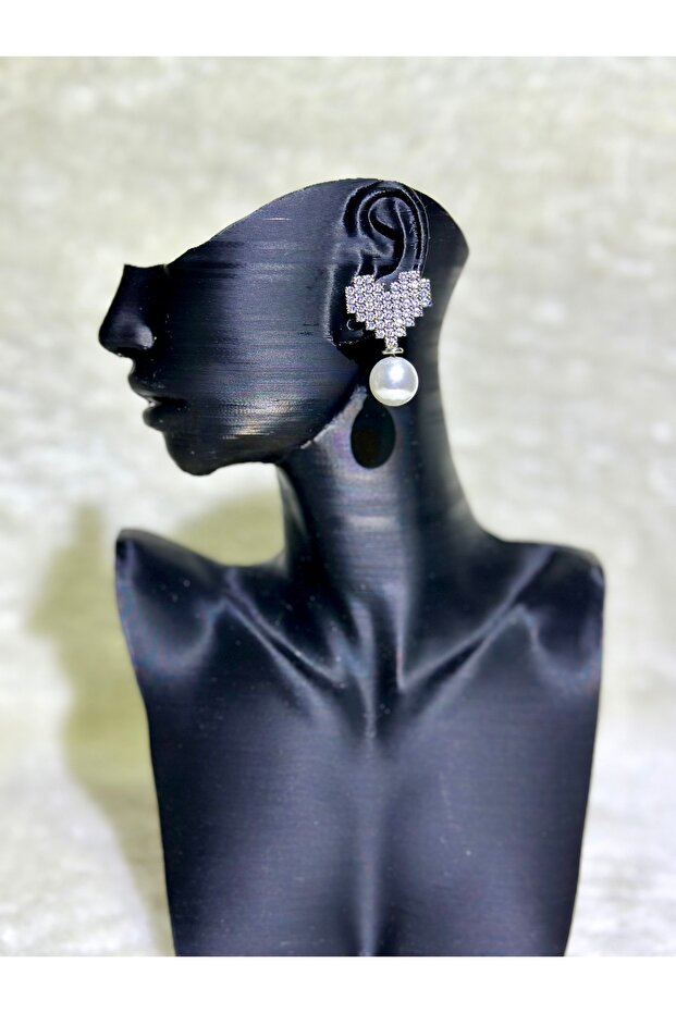 حلق من الفولاذ على شكل قلب - 1