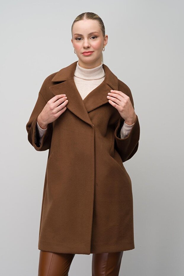 Snap Closure Loose Large Size Coat Tutuan 3080