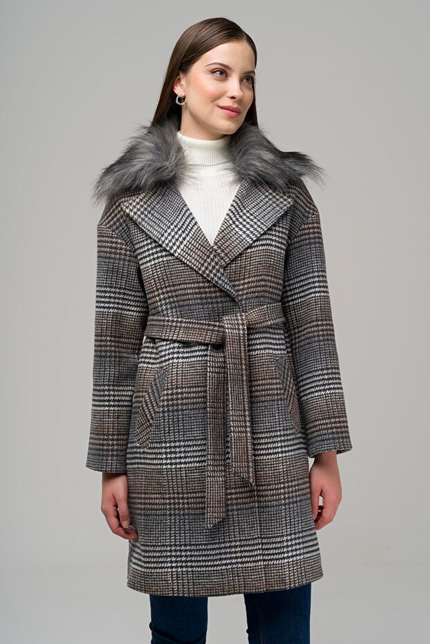 Removable Fur Low Sleeve Snap Closure Oversize Plaid Coat GRAY 3953