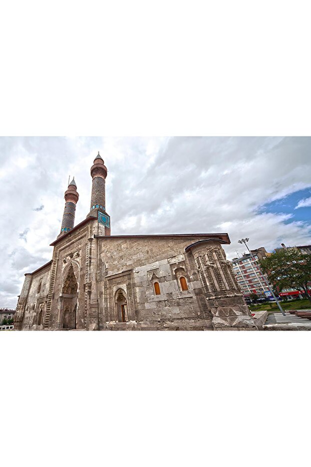 SİVAS ÇİFTE MİNARE - 1