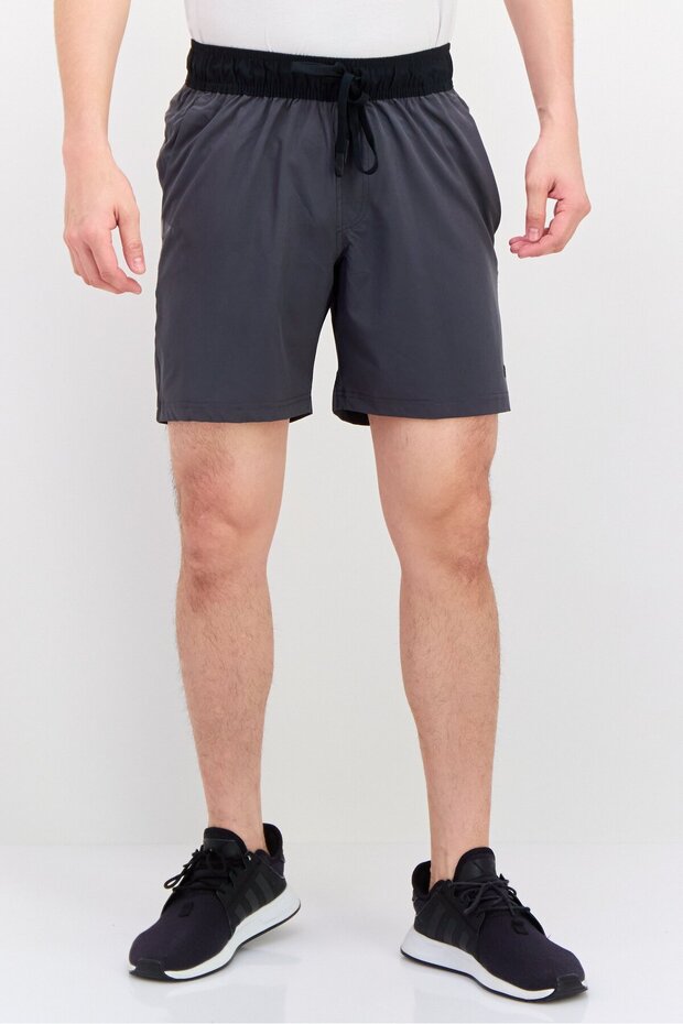 شورت تدريب رجالي رياضي Fit 7 Inseam برباط، رمادي