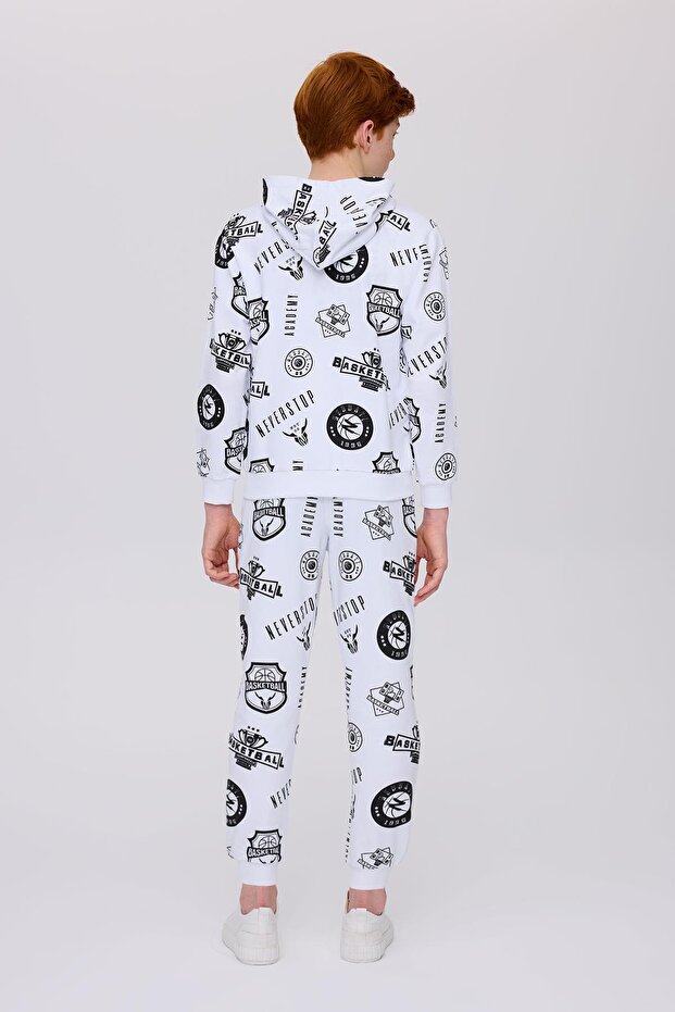 سويت شيرت أبيض منقوش للأولاد - 5