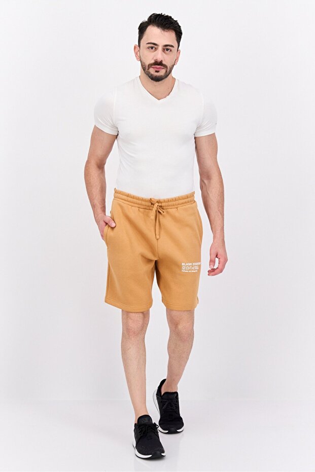شورت رجالي أساسي بشعار العلامة التجارية، لون بني - 3