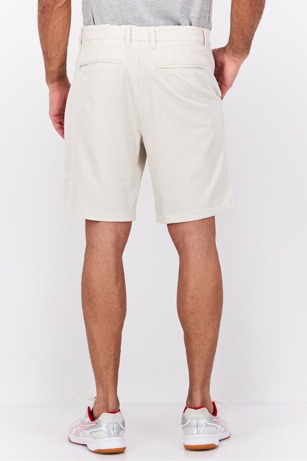 شورت رجالي بقصّة Slim Fit، لون بني - 3