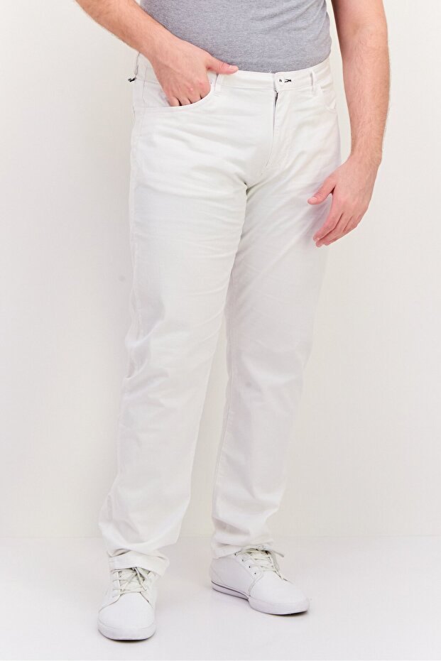 Men Regular Fit Solid Chino Pants, White - 1