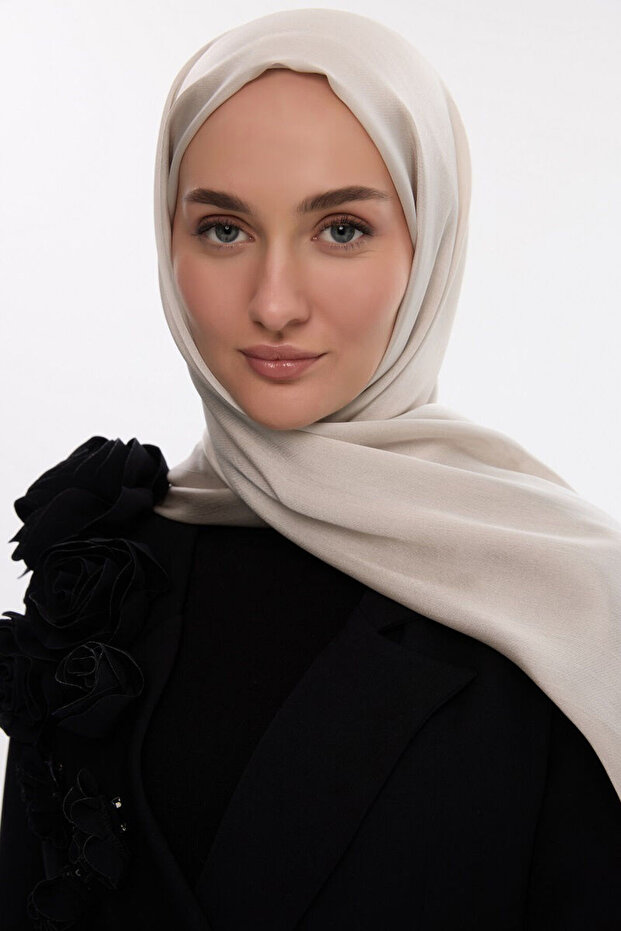 Idol Satin Janjan Shawl - Mulberry