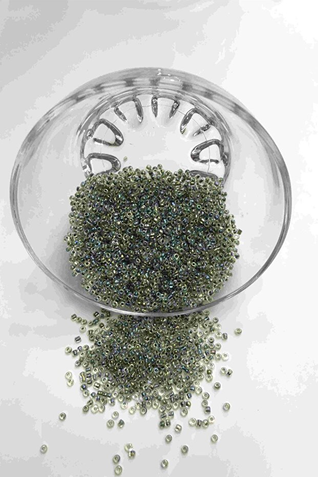 خرز رمل أخضر مع جانجان 2 ملم 50 جرام