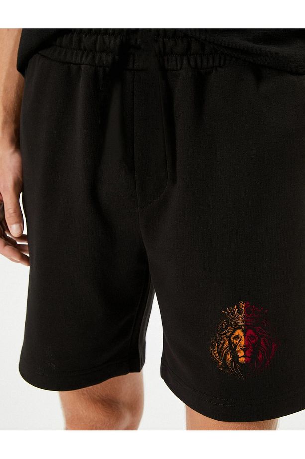 Unisex Sarı Kırmızı Aslan Baskılı Siyah Şort Siyah Oversize Tişört Alt Üst Takım Yazlık Şort Tişört - 2