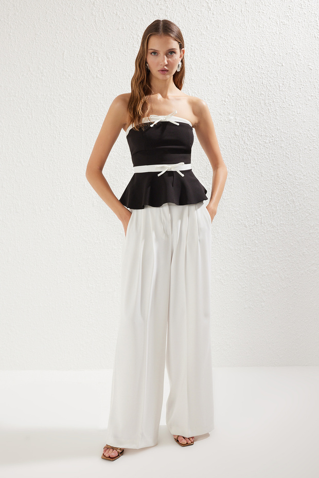 Siyah-Beyaz Straplez Fiyonk Detaylı Dokuma Büstiyer TPRSS25BS00022 - 4
