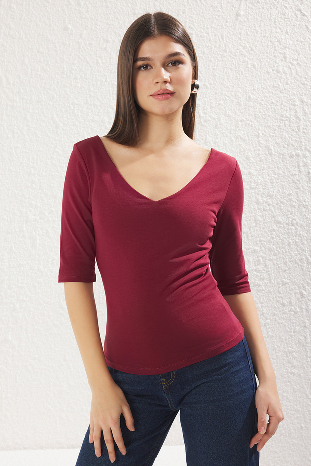 Bordo Fitted/Vücuda Oturan V Yaka Sırt Dekolteli Esnek Örme Bluz TWOSS25BZ00083 - 1