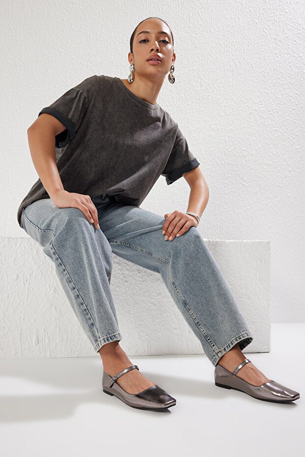 Srebrne metaliczne baleriny Mary Jane z kwadratowym noskiem i paskiem Takss25Be00003 - 3