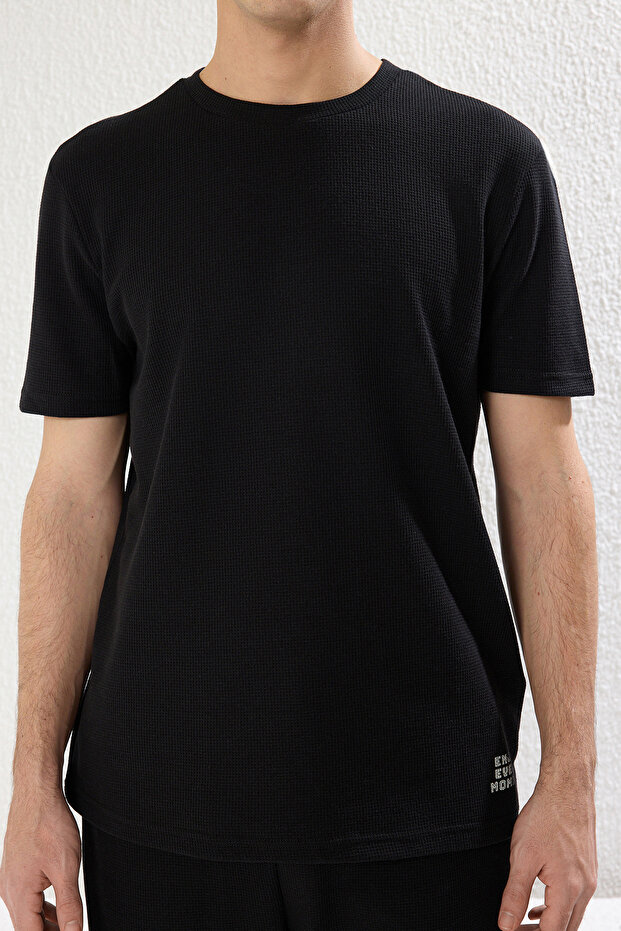 Siyah Regular Fit Waffle Örme Şortlu Pijama Takımı TMNSS23PT00032 - 3