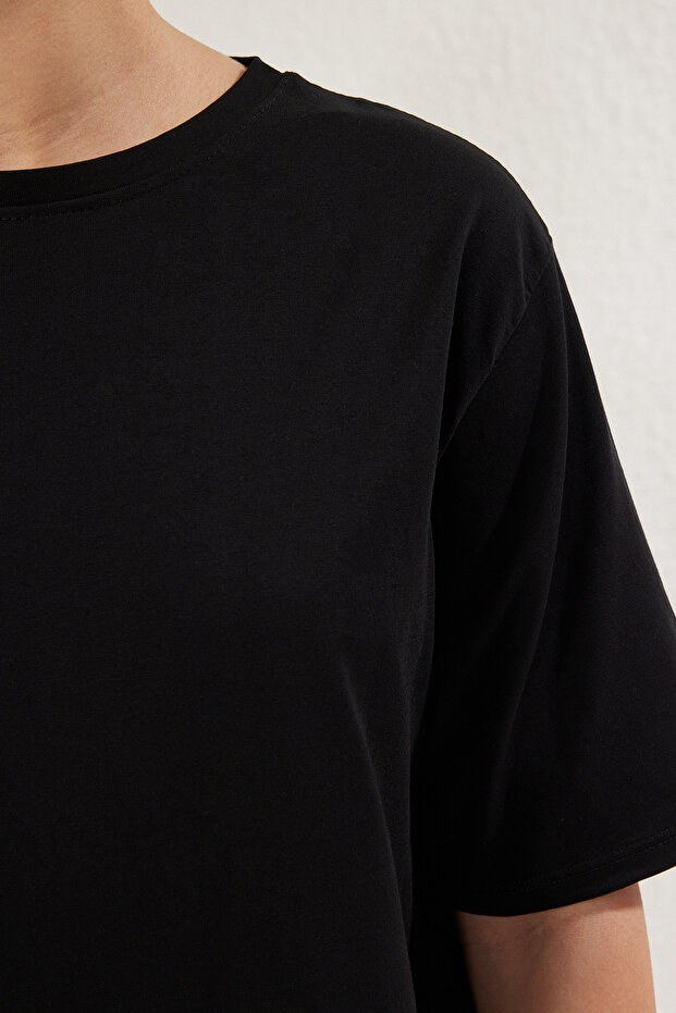 Siyah %100 Pamuklu Bisiklet Yaka Kısa Kol Midi Örme T-shirt Elbise TWOSS25EL00465 - 4