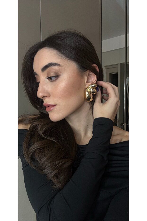 Big Gold Drop Earrings