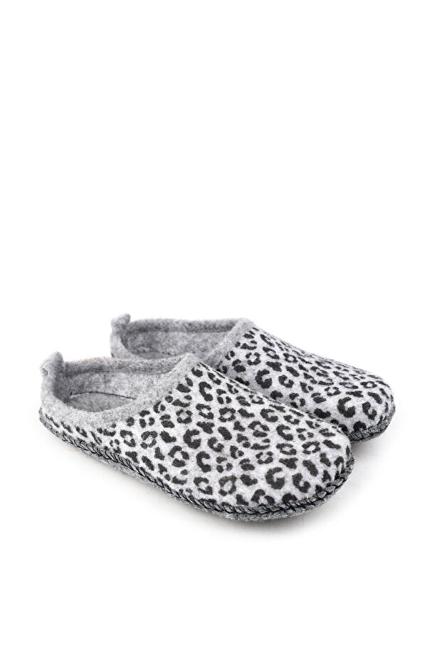 15525 Women's Felt Fabric Silent Sole Home-Carpet Slippers
