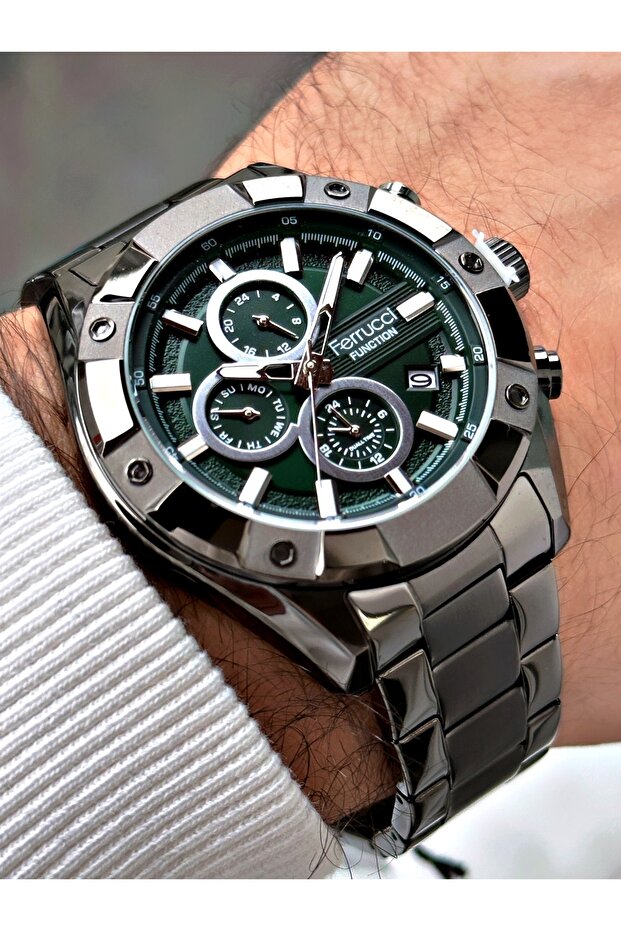 Functional smoke-tinted waterproof steel band men's wristwatch