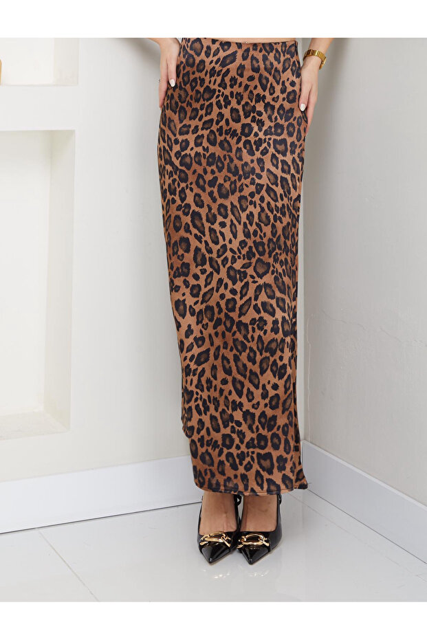 Leopard Patterned Satin Skirt - 4