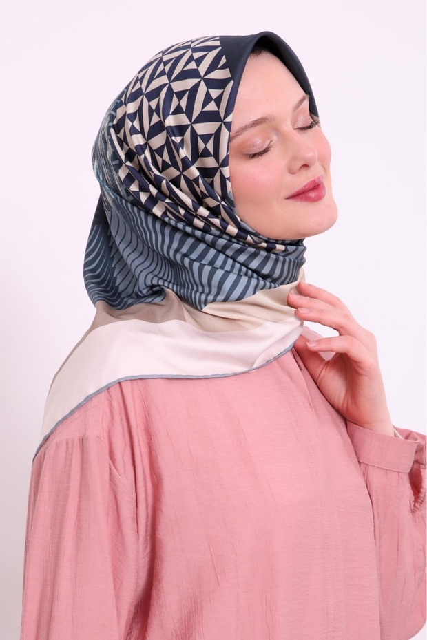 وشاح بوليستر Twill للسيدات I13808