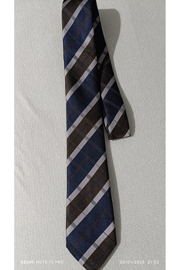 ربطة عنق مخططة - 1