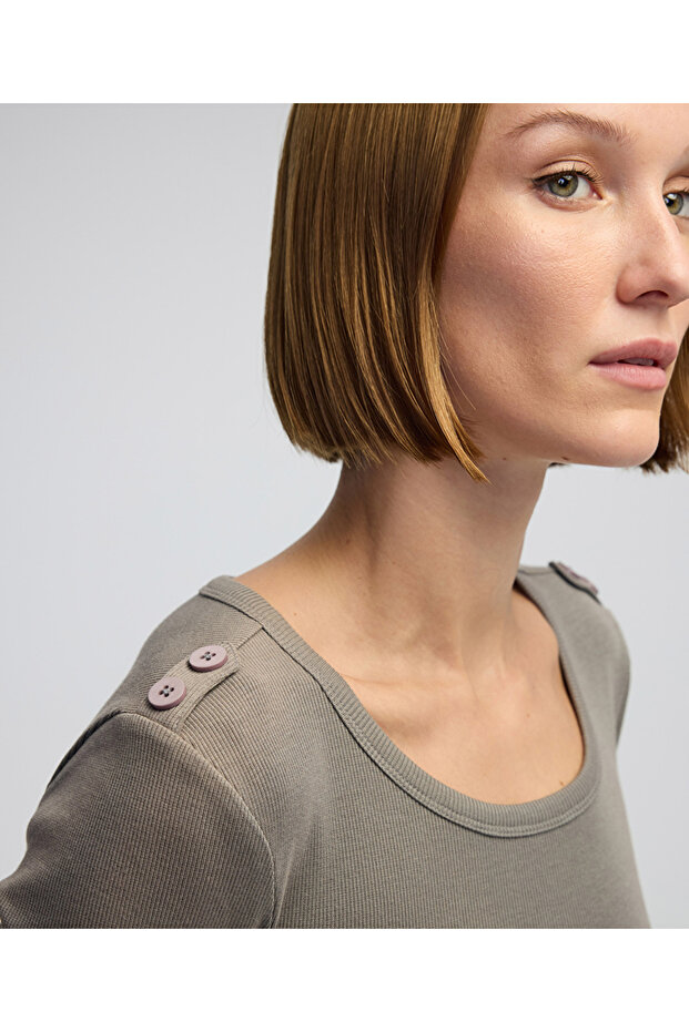 Düğmeli basic tişört - 6