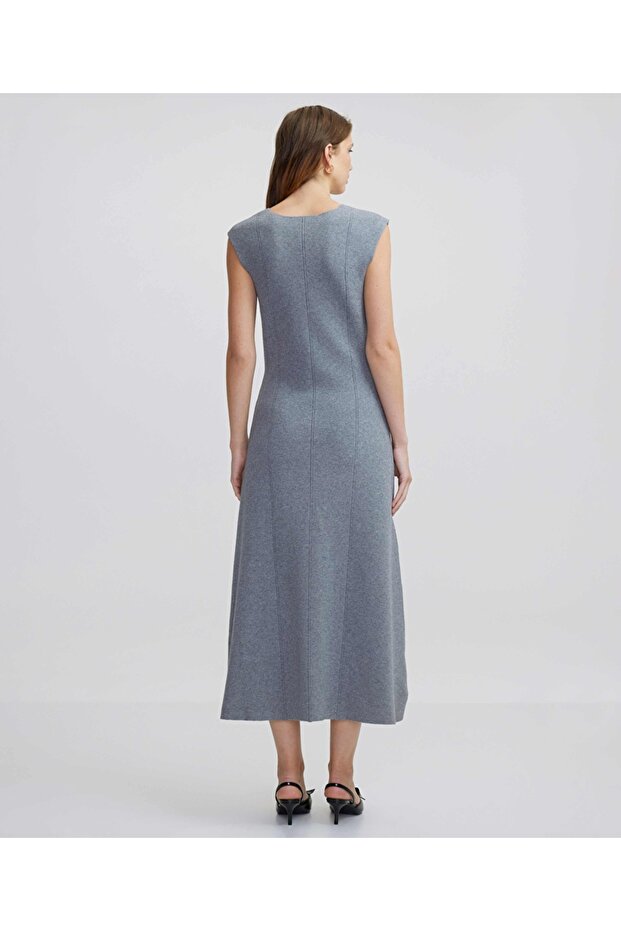 V yaka midi elbise - 5