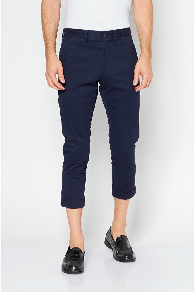 بنطال تشينو سادة بقصّة Slim Fit للرجال، أزرق داكن - 1