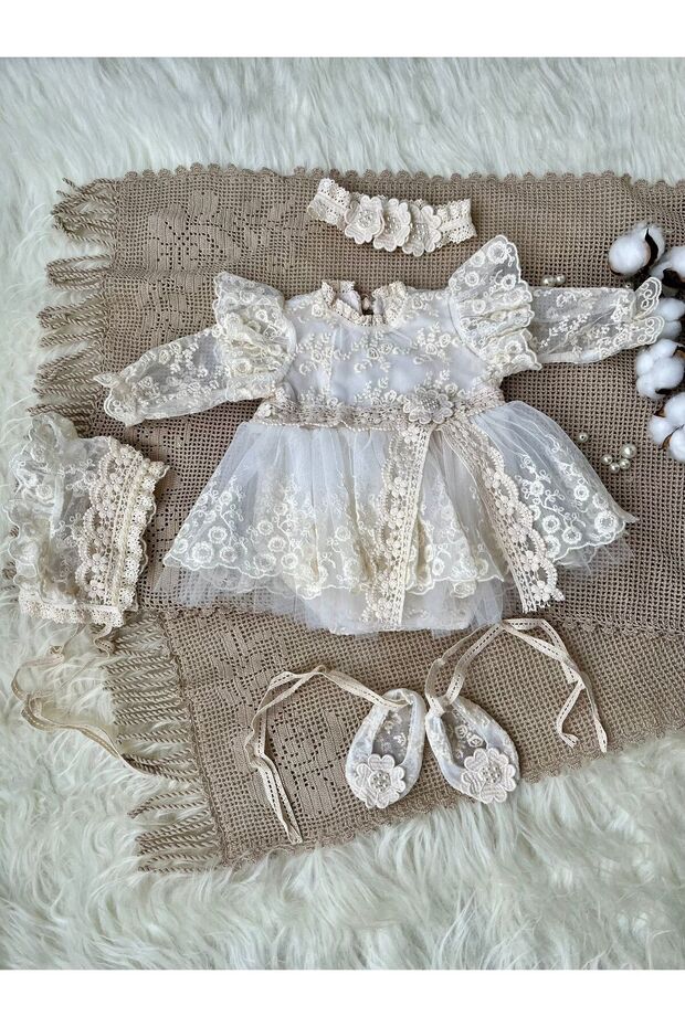 Krem Çi̇çekli̇ Romper Seti̇ - 2