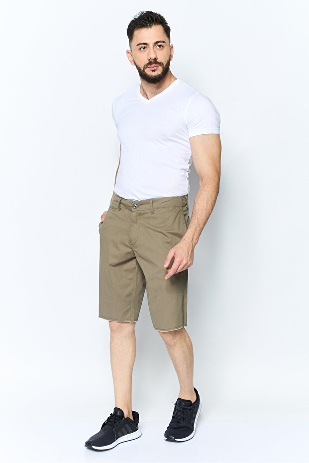 Men Regular Fit Solid Basic Shorts, Olive - 2