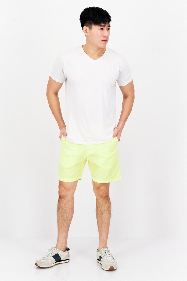 شورت تشينو رجالي سادة، أصفر - 3